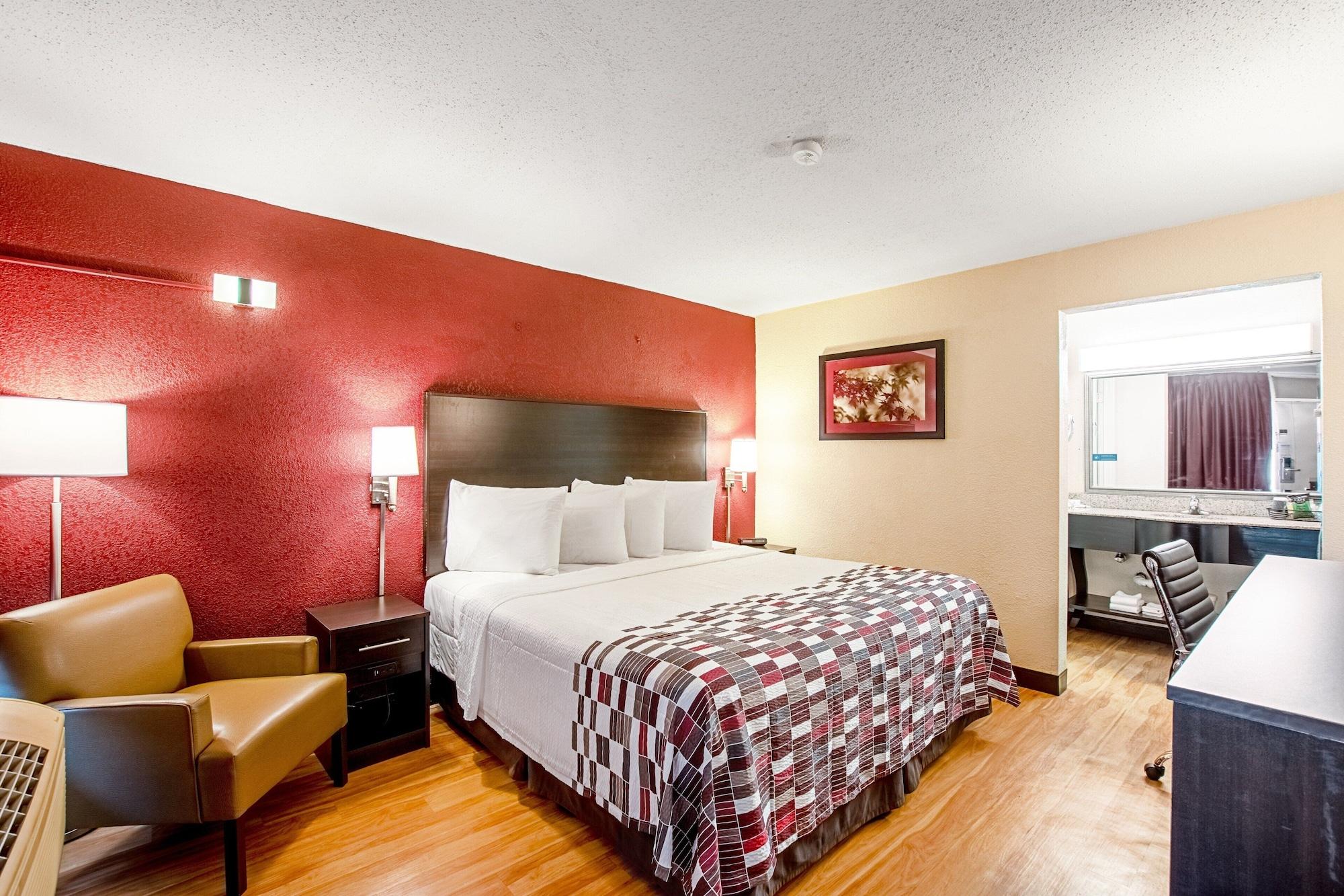 Red Roof Inn And Suites Battle Creek Exterior photo